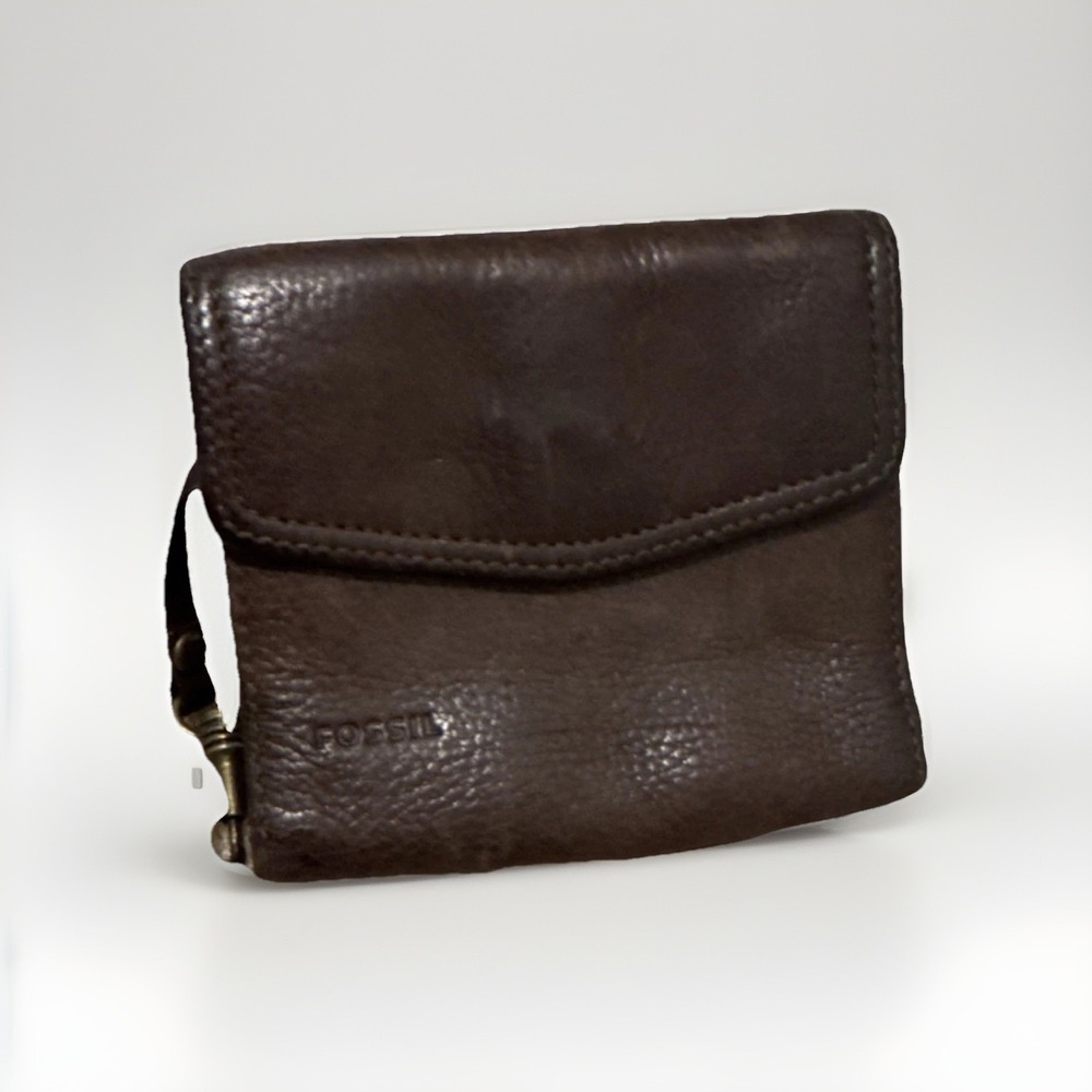 Fossil Brown Trifold Leather Wallet with Logo, Zipper, Credit Card Slots ID Slot